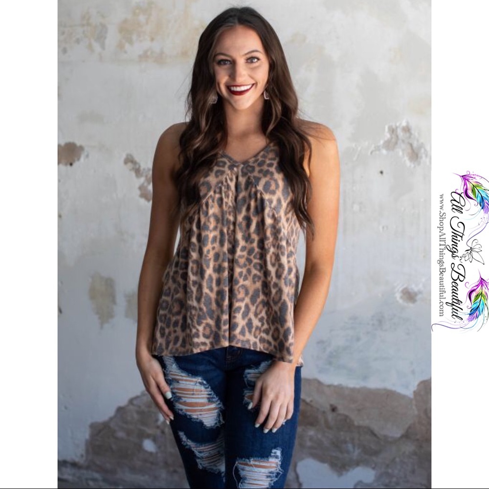 •L&B Georgia Peach Top In Leopard•
